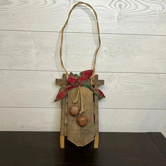 Unbranded decorative wooden sled with bells - Picture 1 of 4